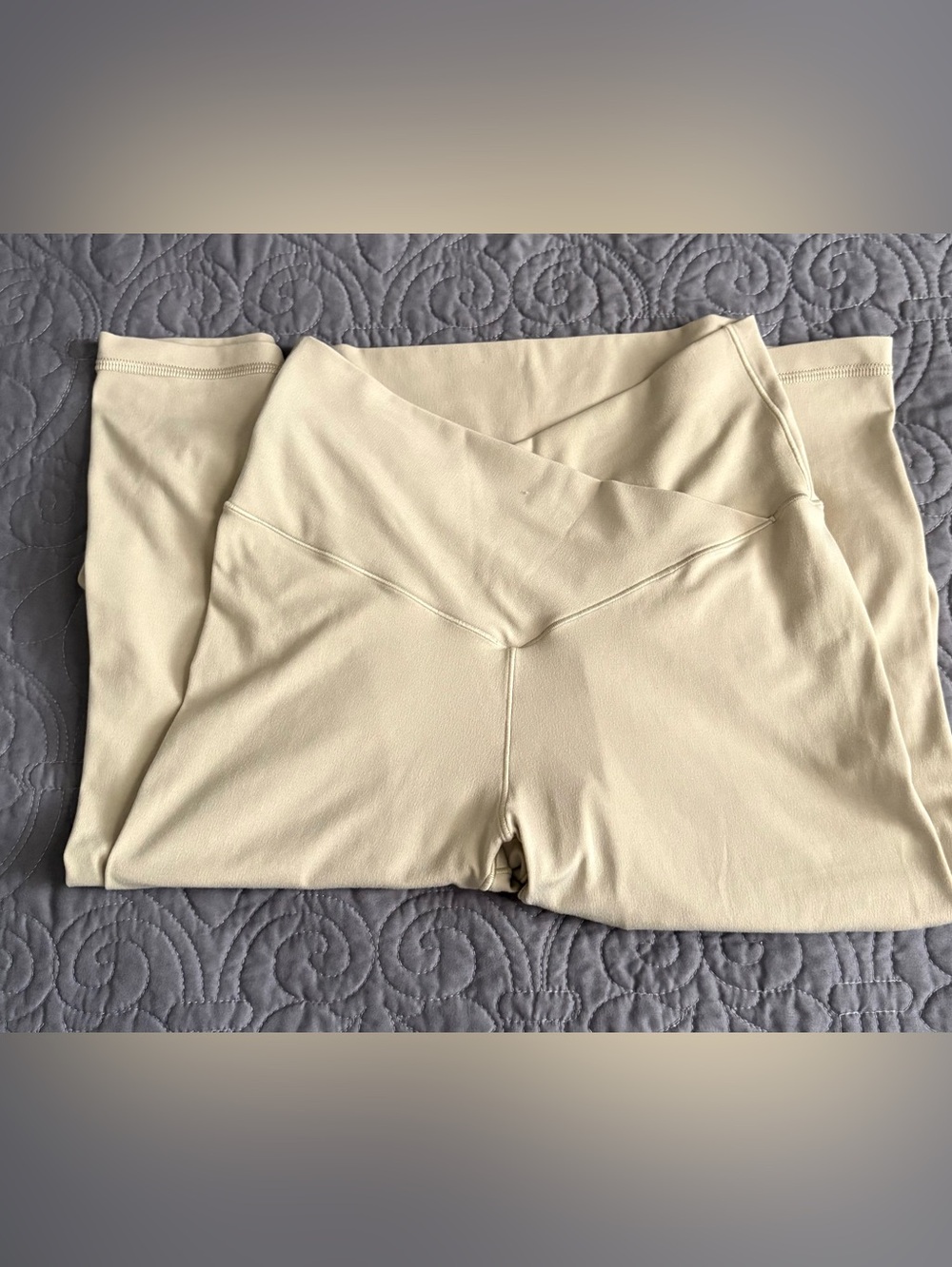A Nice Lot of Yoga/Exercise  Pants 6 Pair